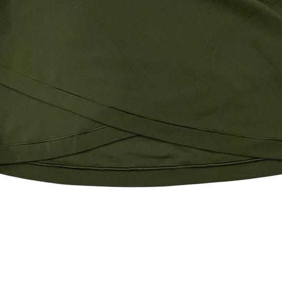 Athleta Transcend Wrap Top Large Green Athleisure Work Out Exercise Casual Yoga - Picture 10 of 12